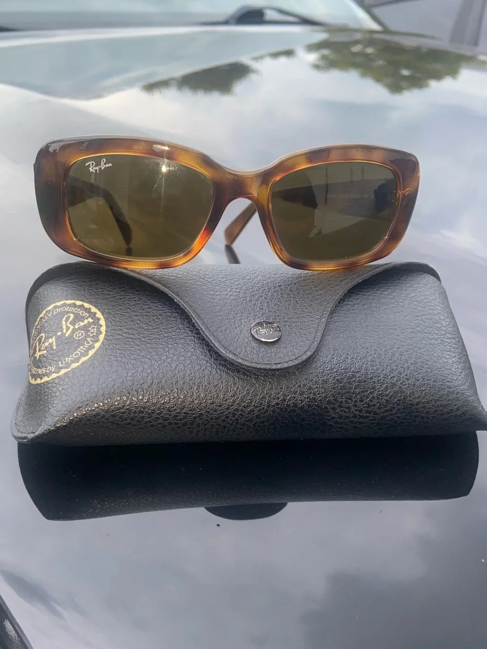 Ray-Ban rectangle-frame tortoiseshell sunglasses